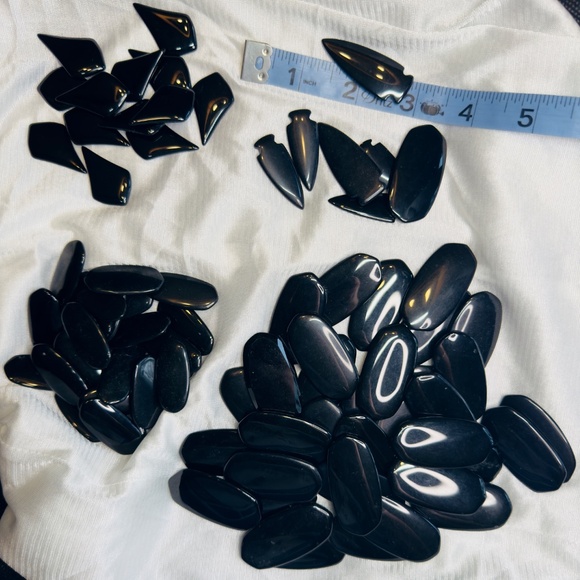 Lot of black stones, perfect for jewelry making - Picture 3 of 4
